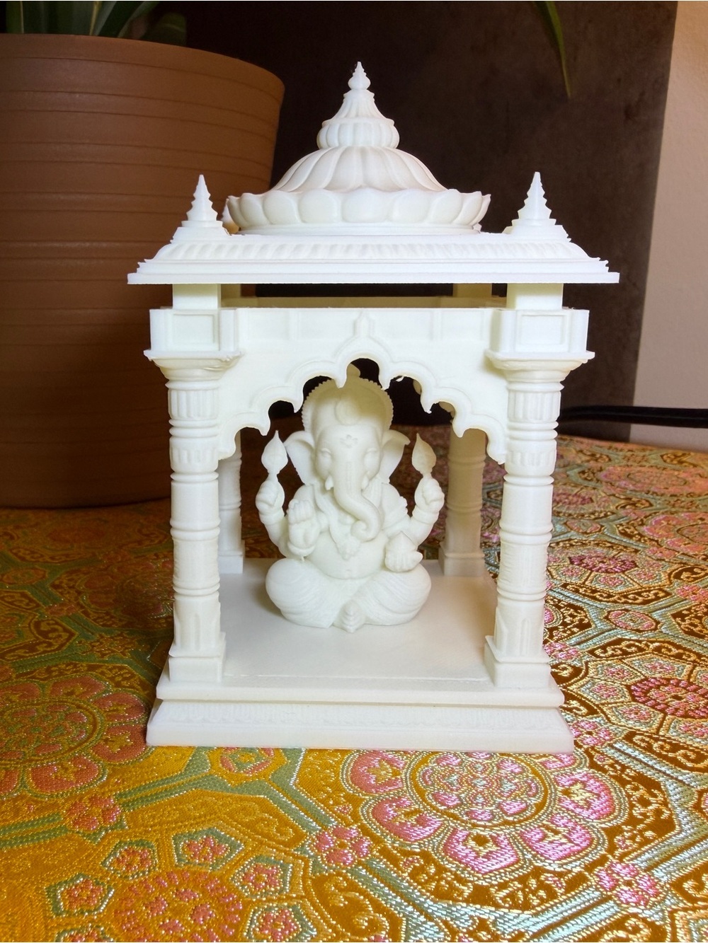Ganesha Temple Shrine Figurine